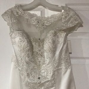 Wedding dress and veil NWT